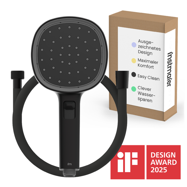 Handbrause mit Brauseschlauch in Schwarz matt, inklusive iF Design Award 2025 Auszeichnung und Produktverpackung.
