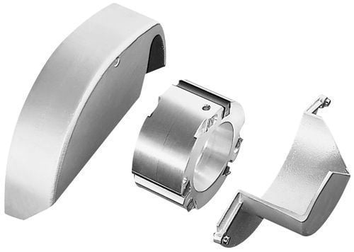 Rohrbefestigung aus Metall in Einzelteilen