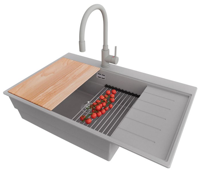 Spüle mit Abtropffläche, Spültischarmatur und Schneidebrett