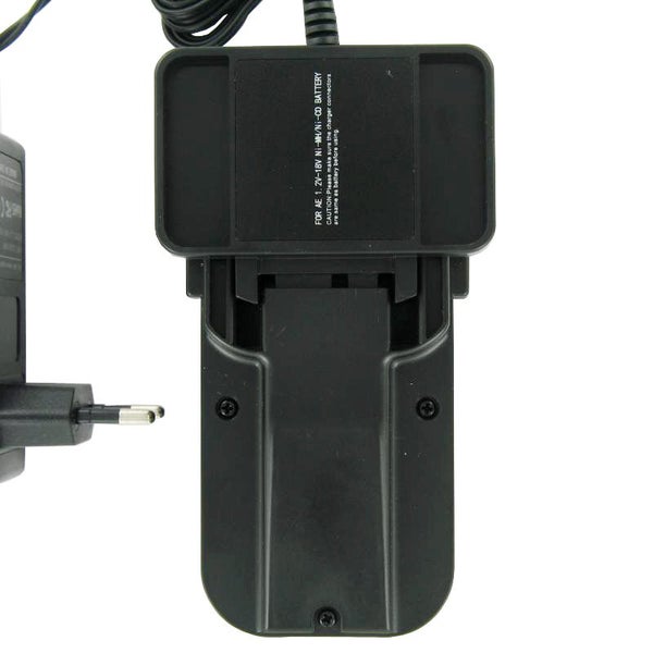 Batterieladegerät für 1,2 bis 18 Volt Nickel-Metallhydrid beziehungsweise Nickel-Cadmium Akkus