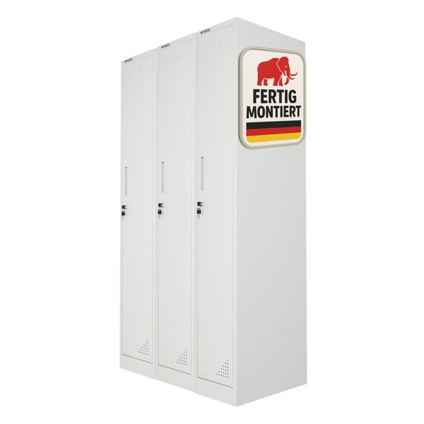 Grauer dreitüriger Metall Garderobenschrank aus Stahl mit Zylinderschloss und Belüftungslöchern, fertig montiert.