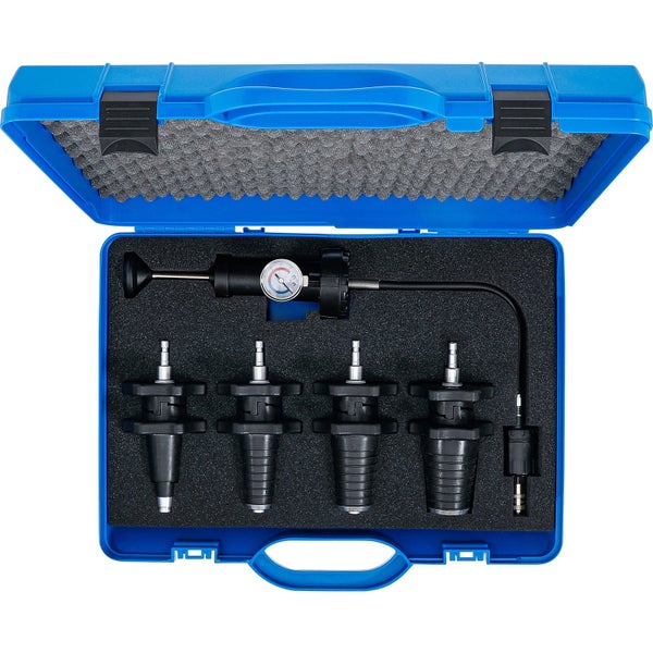 Kühlkreislauf-Prüfgerät im blauen Koffer