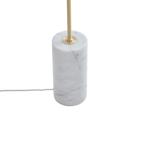 Detailaufnahme des Sockels einer Marmorleuchte