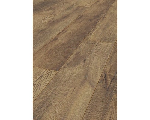 Nahaufnahme von Laminatboden in Holzoptik