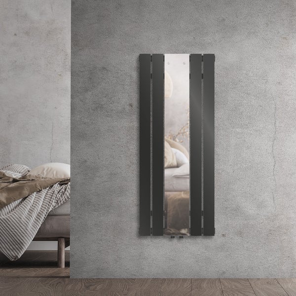 LuxeBath Badheizkörper mit Spiegel 1200x450 mm Anthrazit, Spiegelheizkörper Flach Glasheizkörper, Design Paneelheizkörper Mittelanschluss Heizung, Flachheizkörper Vertikal Einlagig, inkl. Montage-Set
