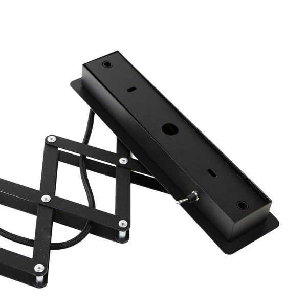 Schwenkbare Wandleuchte mit Scherengelenk für flexible Beleuchtung