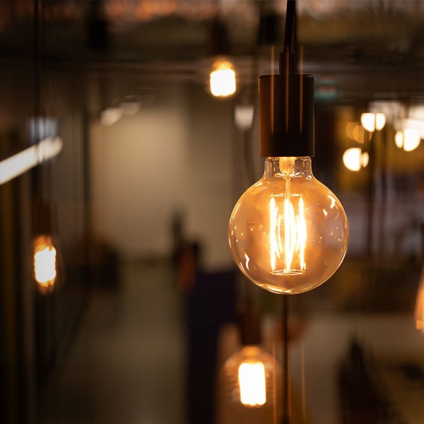 LED Glühbirne E27 2er Set - 4W, 360lm, G80, Edison, 2200K, bernstein