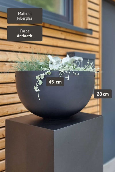 Rundes Pflanzgefäß aus Fiberglas in Anthrazit, Durchmesser 45 Zentimeter, Höhe 28 Zentimeter.