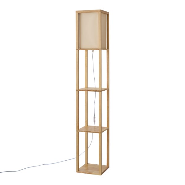 Quadratische Stehlampe mit integriertem Regal aus Holz und einem rechteckigen Lampenschirm.