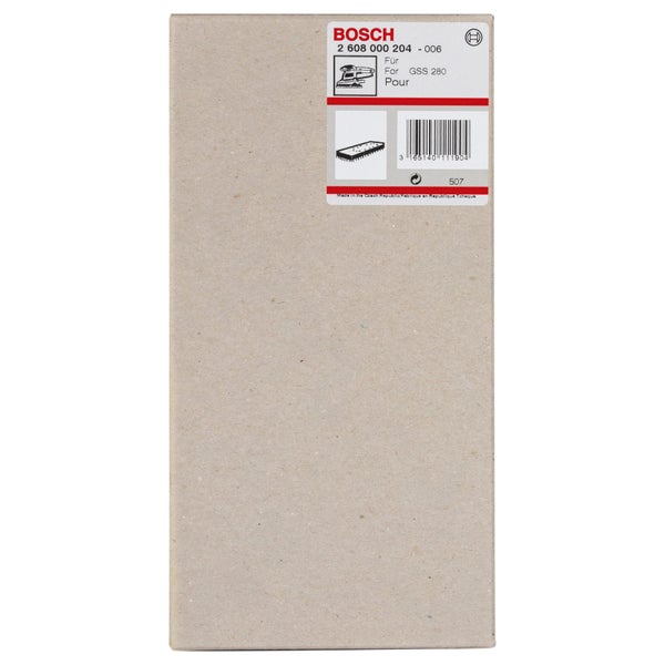 Werkshalle mit Metallrahmen, Werkzeugen und Arbeitsbereich