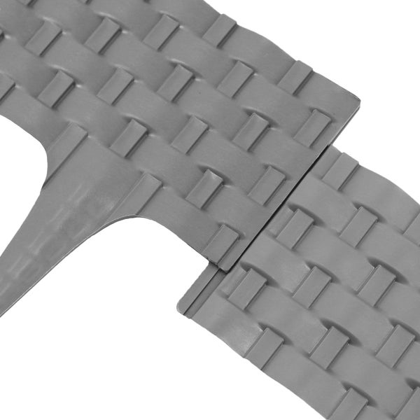 Detailansicht einer Trittstufe für den Außenbereich mit gewebter Oberfläche