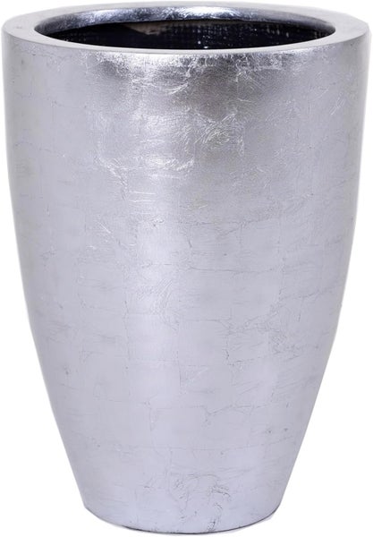 Hoher Pflanzkübel in Silber mit strukturierter Oberfläche und runder Form.