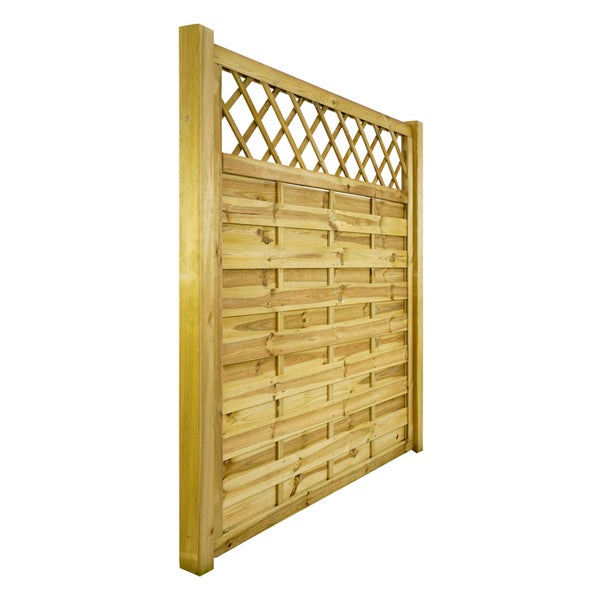 Holzzaun mit Rautenmuster