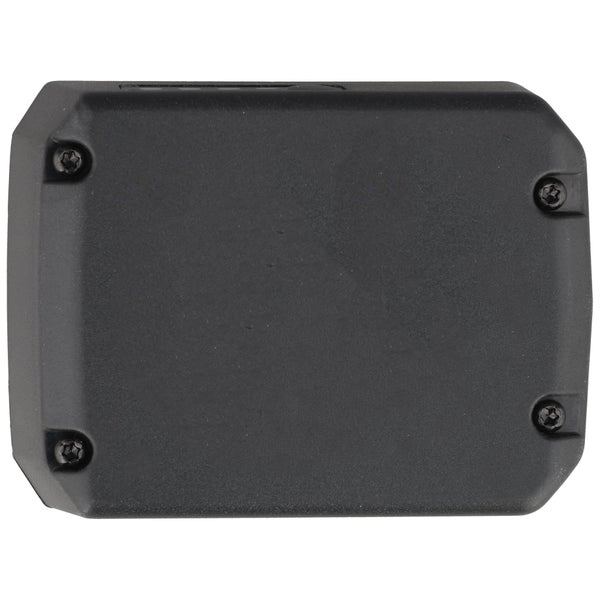 Rechteckiges Kunststoffgehäuse in Schwarz mit vier Schrauben an der Oberseite.