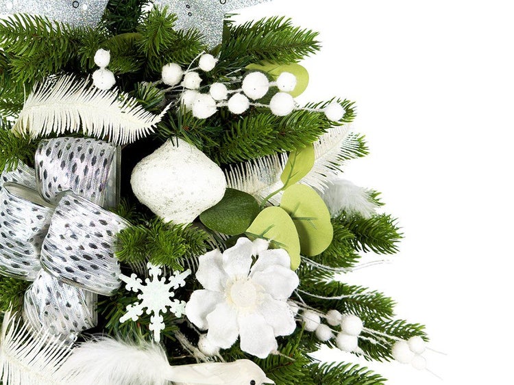 Weihnachtsbaumschmuck Set an Tannenzweigen mit Blumen, Beeren, Schleifen und Sternen zur dekorativen Weihnachtsdekoration.