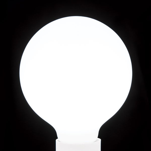 LED Globelampe dimmbar E27/6W(50W) 630 lm 2700 K warmweiß