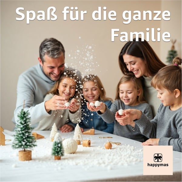 Familie spielt mit Dekoschnee und Miniaturweihnachtsbäumen