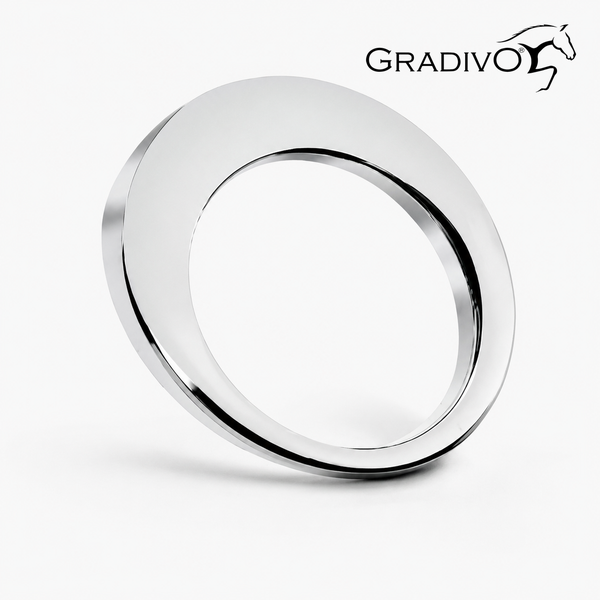 Asymmetrische Abdeckrosette aus Chrom für Sanitärarmaturen mit Gradivo Logo.