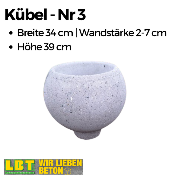 Betonkübel 3, Breite 34 Zentimeter, Höhe 39 Zentimeter, Wandstärke 2 bis 7 Zentimeter, kugelförmig mit Standfuß, Landauer Betonteile Logo.
