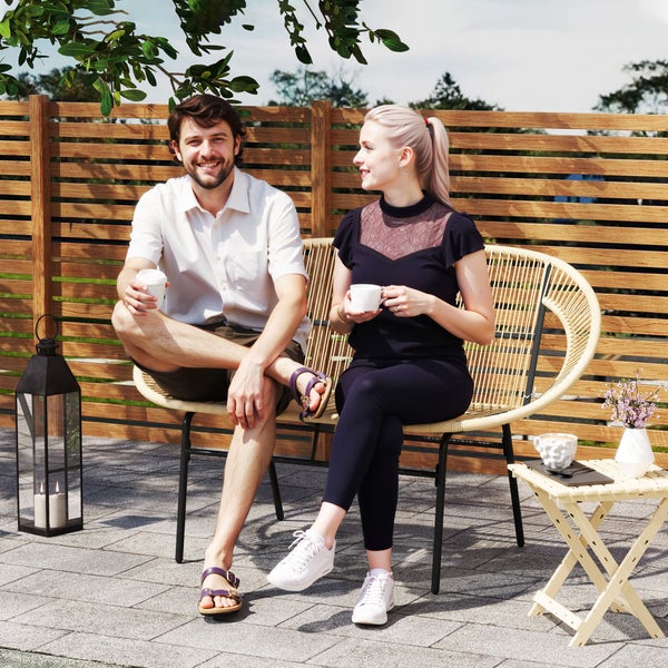 Outsunny 2-Sitzer Gartenbank Polyrattan, wetterfest Sitzbank im Rattanflecht-Design, UV-Beständig Gartenmöbel mit Rückenlehnen, Parkbank 260kg belastbar, für Balkon Terrasse, Garten 126x72x83cm, Khaki