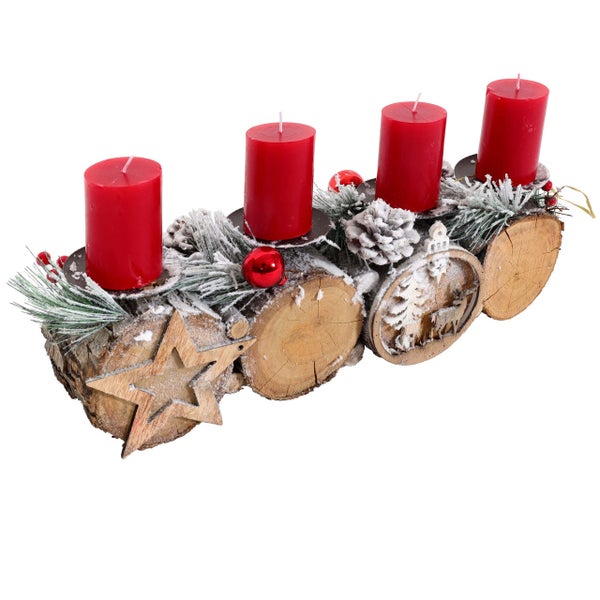 Adventskranz mit vier roten Kerzen, Tannenzweigen, Stern und Weihnachtskugeln auf Holz