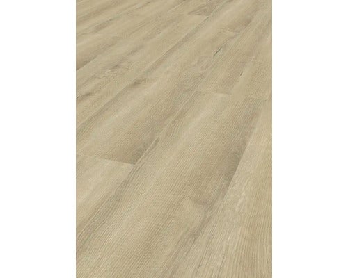 Nahaufnahme von verlegtem Laminatboden