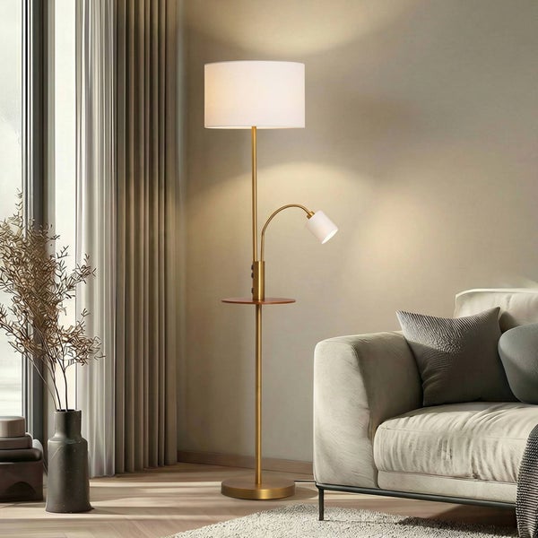 Stehlampe mit Leselampe und Ablagetisch im Wohnzimmer