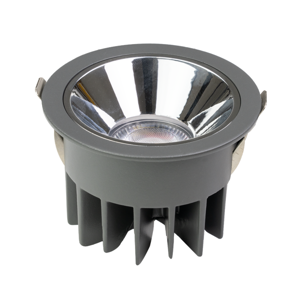 Runder LED-Einbaustrahler in Dunkelgrau mit sichtbarem Reflektor, Kühlrippen und seitlichen Montagefedern.