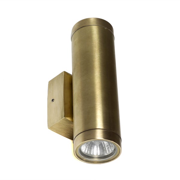 Wandleuchte aus Metall für den Außenbereich