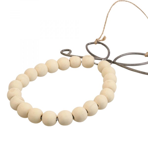 Dekoratives Element mit Holzkugeln und Metalldraht