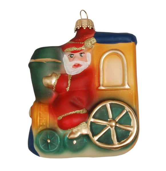 Multicolor matt 9cm Weihnachtsmann auf einer Lokomotive, Glassornament, mundgeblasen, handdekoriert (1), 1 Stck.