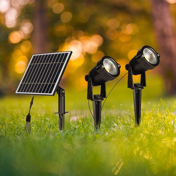 Solarleuchten-Set zur Gartenbeleuchtung mit Solarpanel