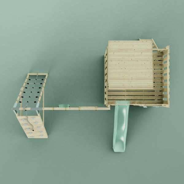 Spielturm aus Holz in der Draufsicht mit Rutsche, Kletterwand, Kletternetz und Schaukelbalken.