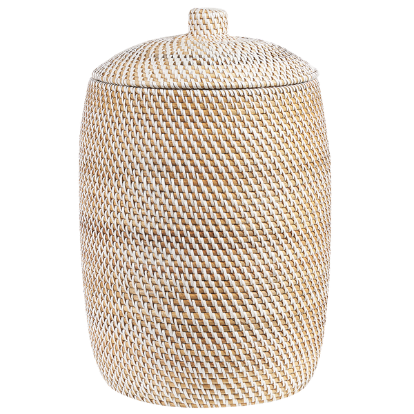 Geflochtener Wäschekorb aus Rattan mit Deckel und Griff für die Aufbewahrung.