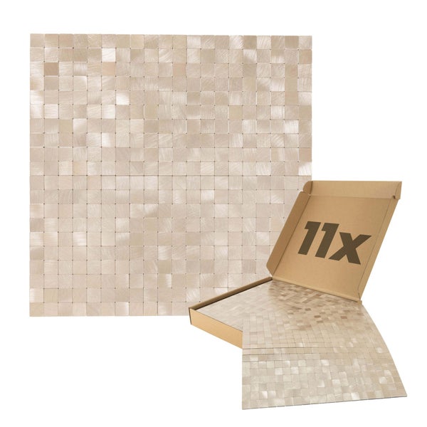 Aluminium Mosaikfliesen in Beige, Packung mit 11 Matten, quadratisches Muster mit gebürsteter Oberfläche.