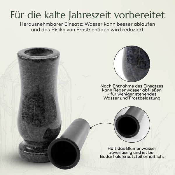 Grabvase aus Naturstein mit herausnehmbarem Kunststoffeinsatz zur Vermeidung von Frostschäden.