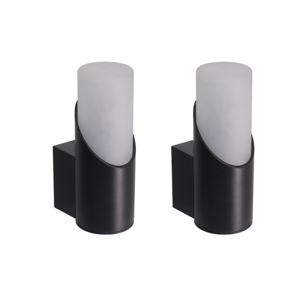 Set aus zwei modernen Wandleuchten mit schwarzem Gehäuse und weißem, zylindrischem Diffusor.