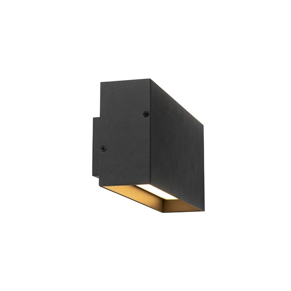 Schwarze quaderförmige LED Wandleuchte für den Außenbereich oder Innenbereich mit Lichtaustritt nach unten.