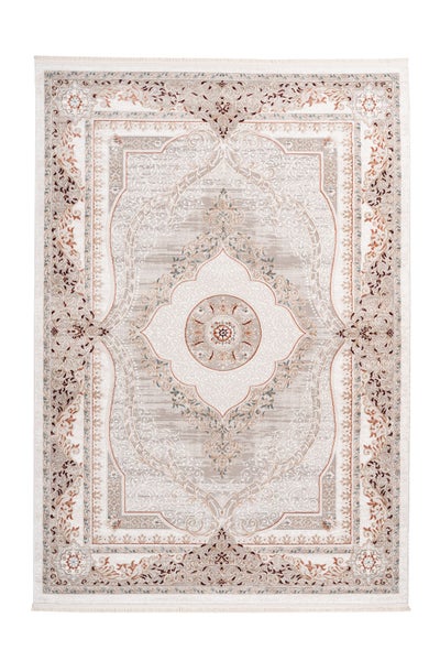 Klassischer Teppich mit Ornamenten, Medaillon-Muster und Fransen.