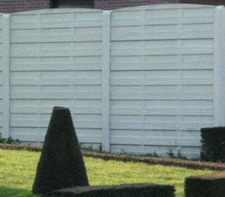 Gartenzaun aus Kunststoff