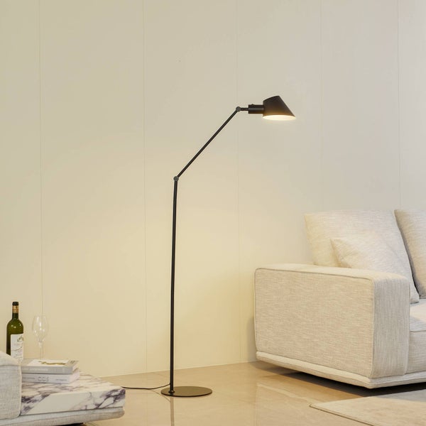 Lindby Stehlampe Corali (Modern) in Schwarz aus Metall (1 flammig, E27) - Stehleuchte Standleuchte Floor Lamp Wohnzimmerlampe Wohnzimmerleuchte