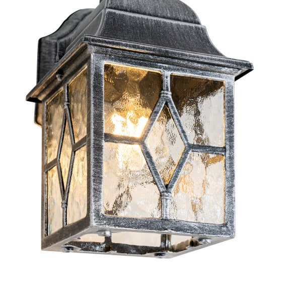 Außenwandleuchte im antiken Silber-Design mit strukturiertem Glas und Rautenmuster, warmes Licht
