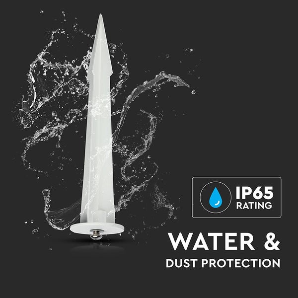 Erdspieß mit der Kennzeichnung IP65 für Wasser- und Staubschutz.