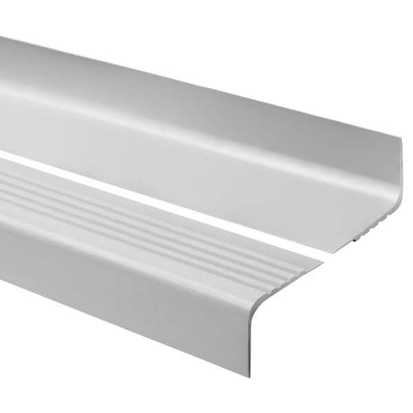 Zwei L-Profile aus Aluminium, eine glatte und eine gerillte Ausführung für Treppenkanten.