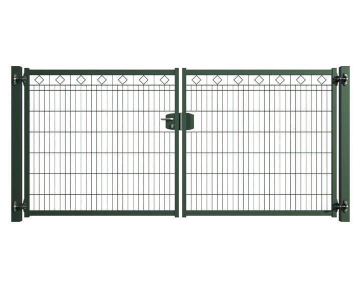 Doppelflügeltor aus Metall mit Maschendrahtfüllung