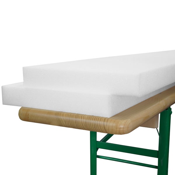 Bierbankauflage aus Schaumstoff auf Biertisch