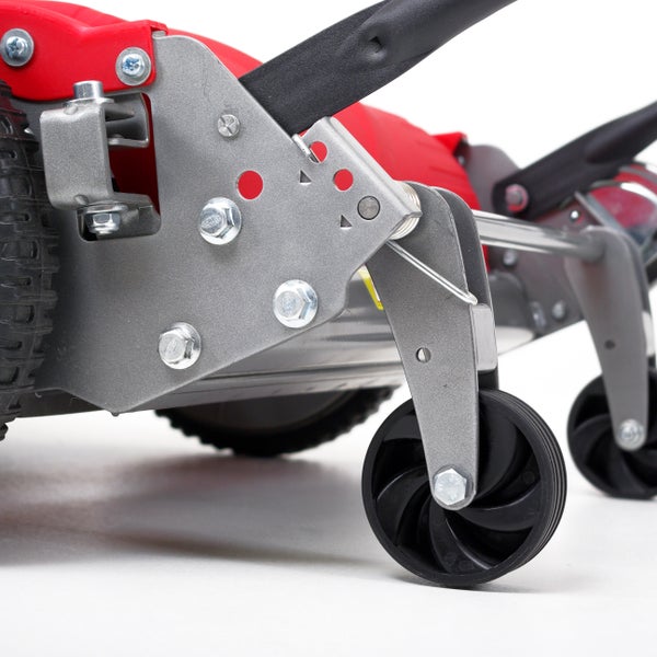 Detailansicht eines Rangierwagenhebers mit Rädern