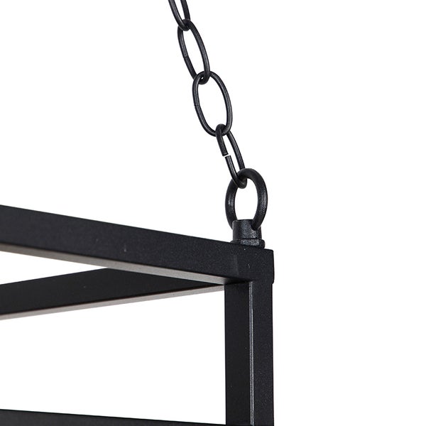 Detailaufnahme einer Hängeleuchte mit Kette