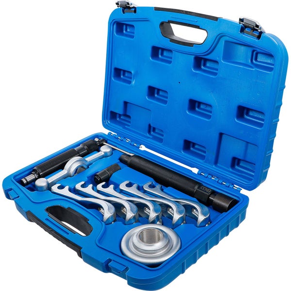 Werkzeugsatz für die Autoreparatur in einem blauen Kunststoffkoffer