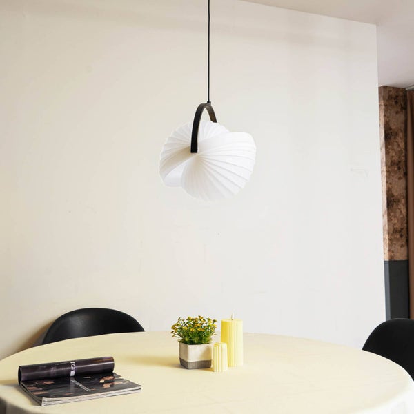 Lucande Pendelleuchte Helva (Skandinavisch) in Weiß (1 flammig, E27) - Design-Hängeleuchte Esstischlampe Hängelampe Hängeleuchte Wohnzimmerleuchte
